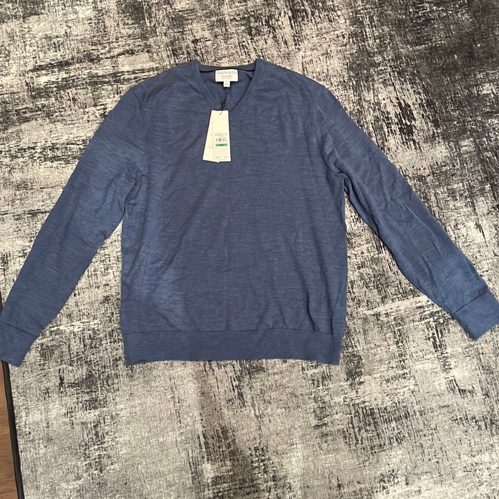 Calculate Klein v neck sweater